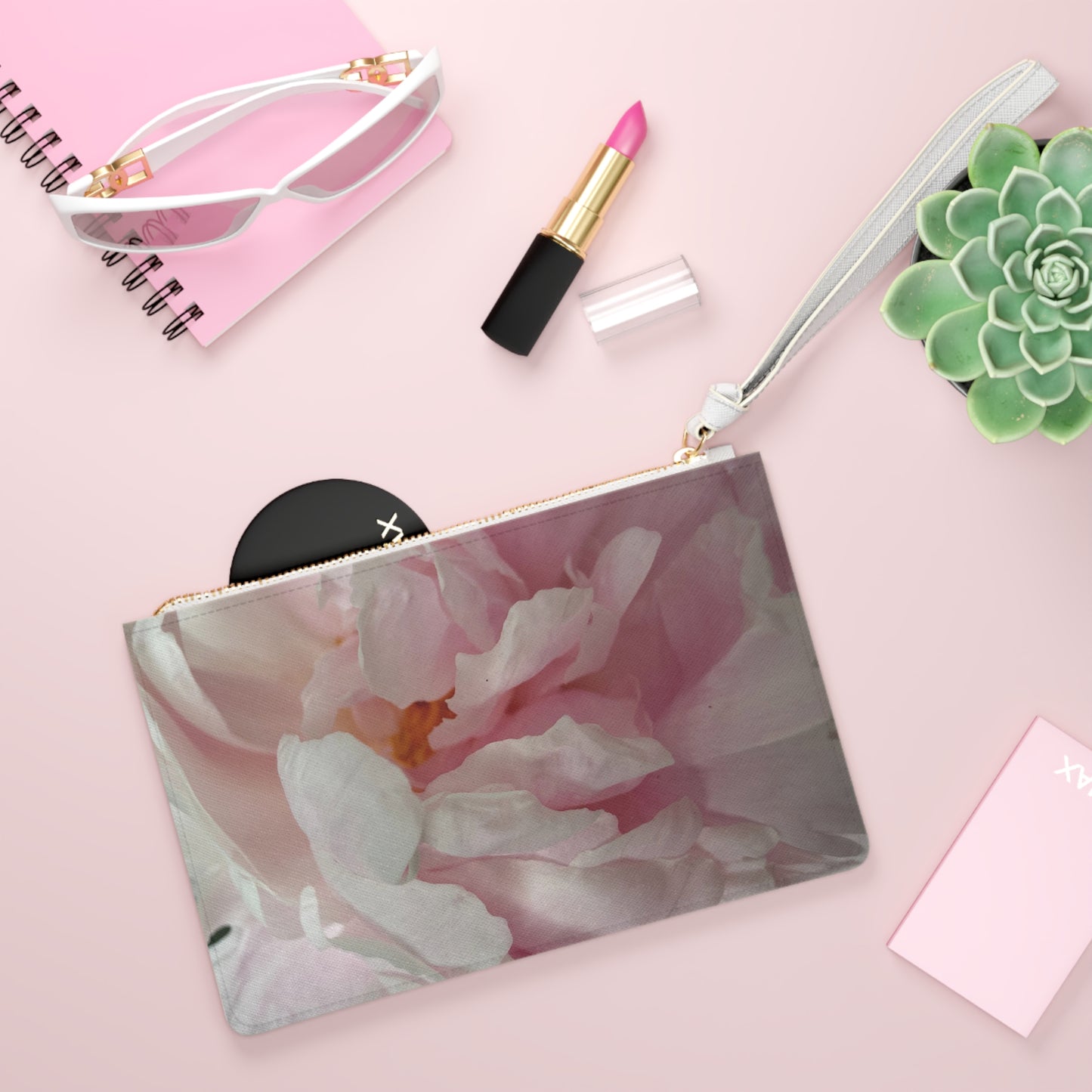 Fresh Cut: Peony Clutch